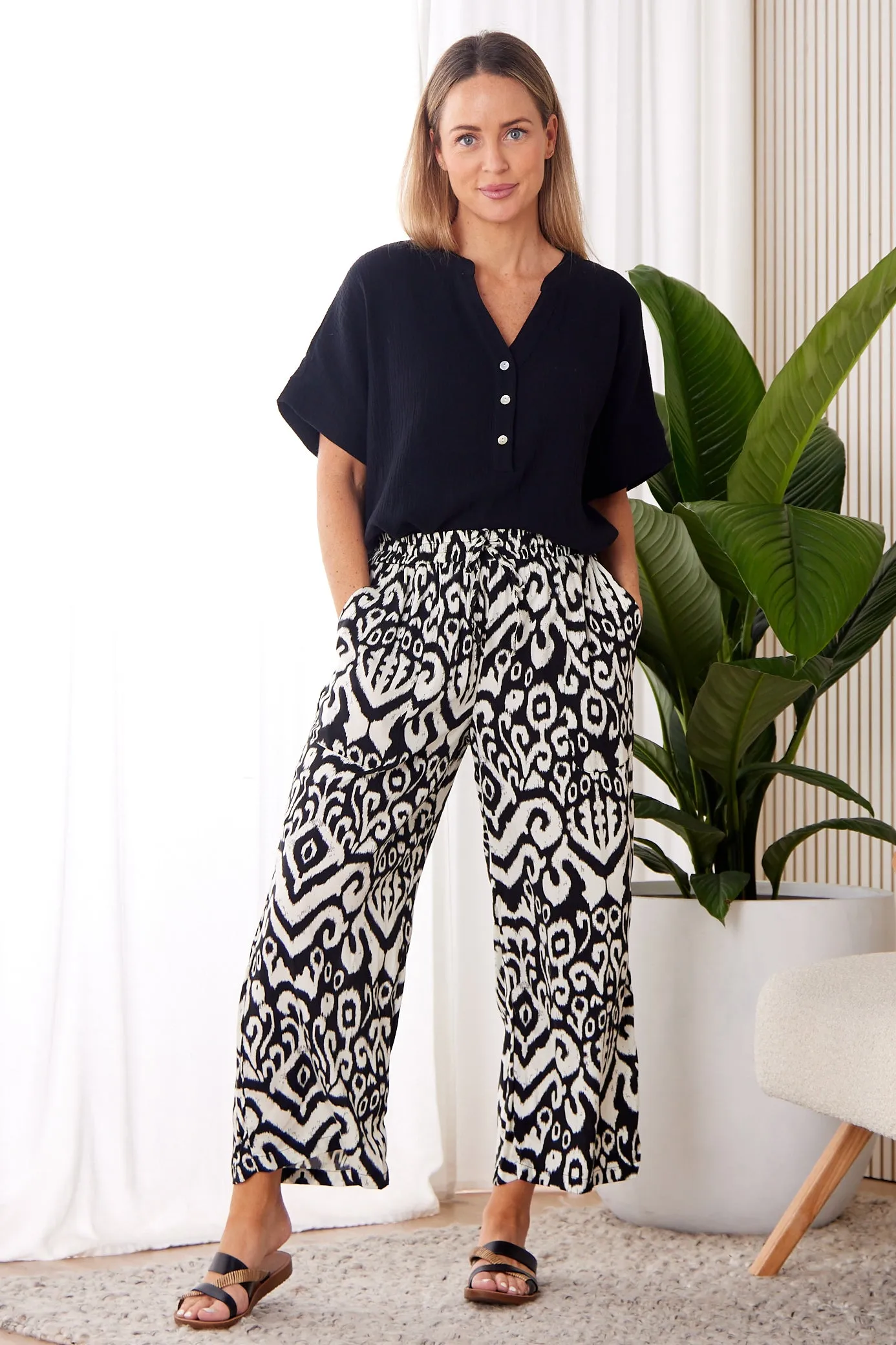 Aiko Lightweight Pants - Black/Ivory Ikat