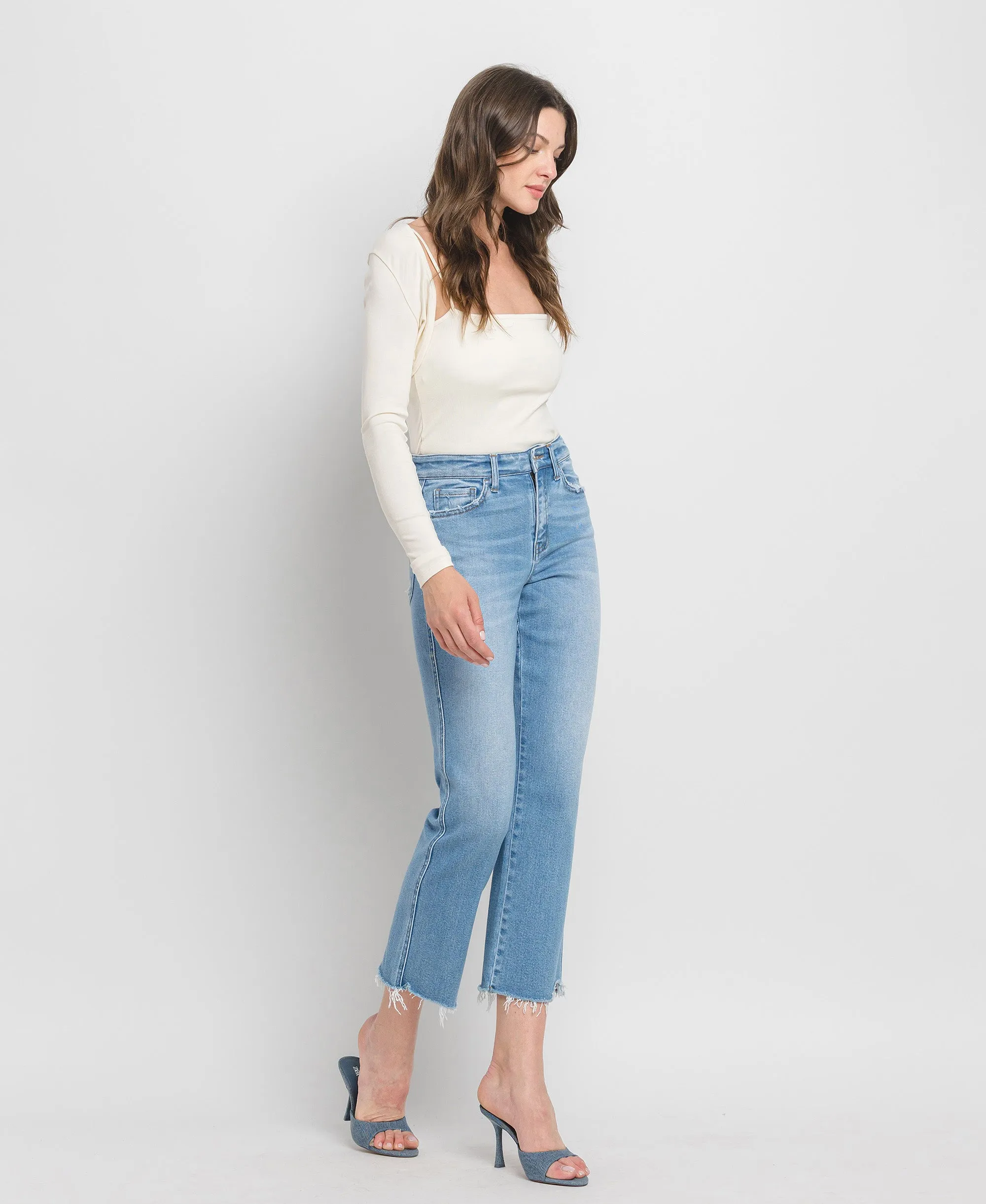 Comfy - High Rise Frayed Hem Crop Straight Jeans