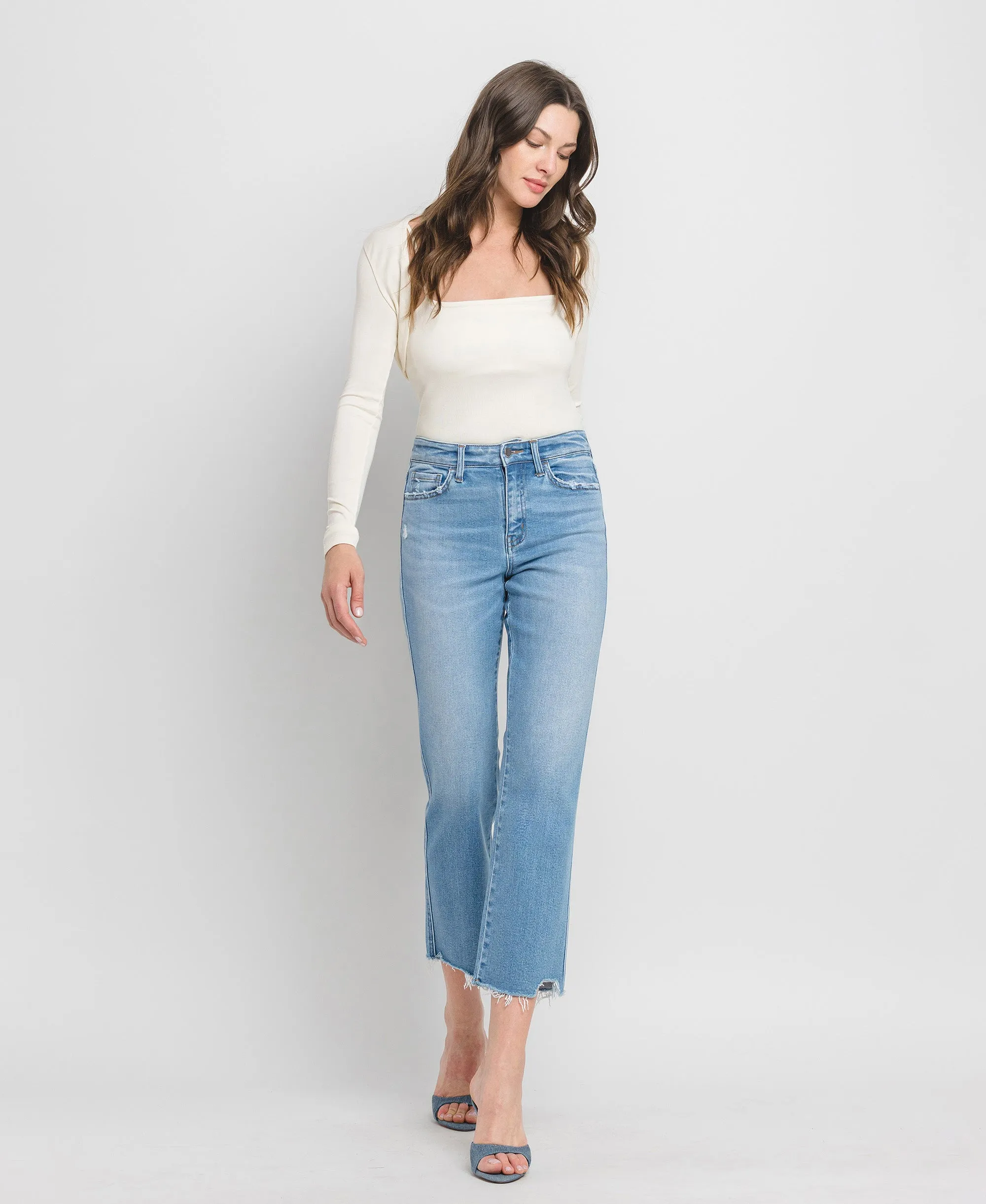 Comfy - High Rise Frayed Hem Crop Straight Jeans