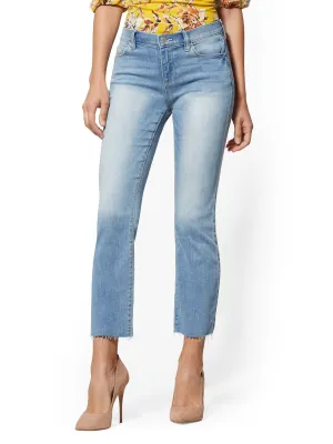 Mid-Rise Demi Bootcut Jeans - Pearl Blue