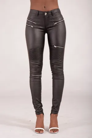 OnyxEdge Faux Leather Skinny Jeans with Zipper Details