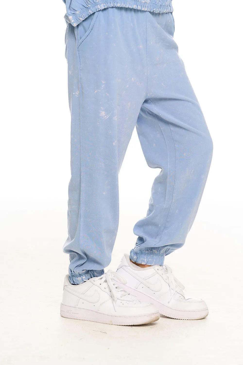 Ruffle Pocket Easy Jogger