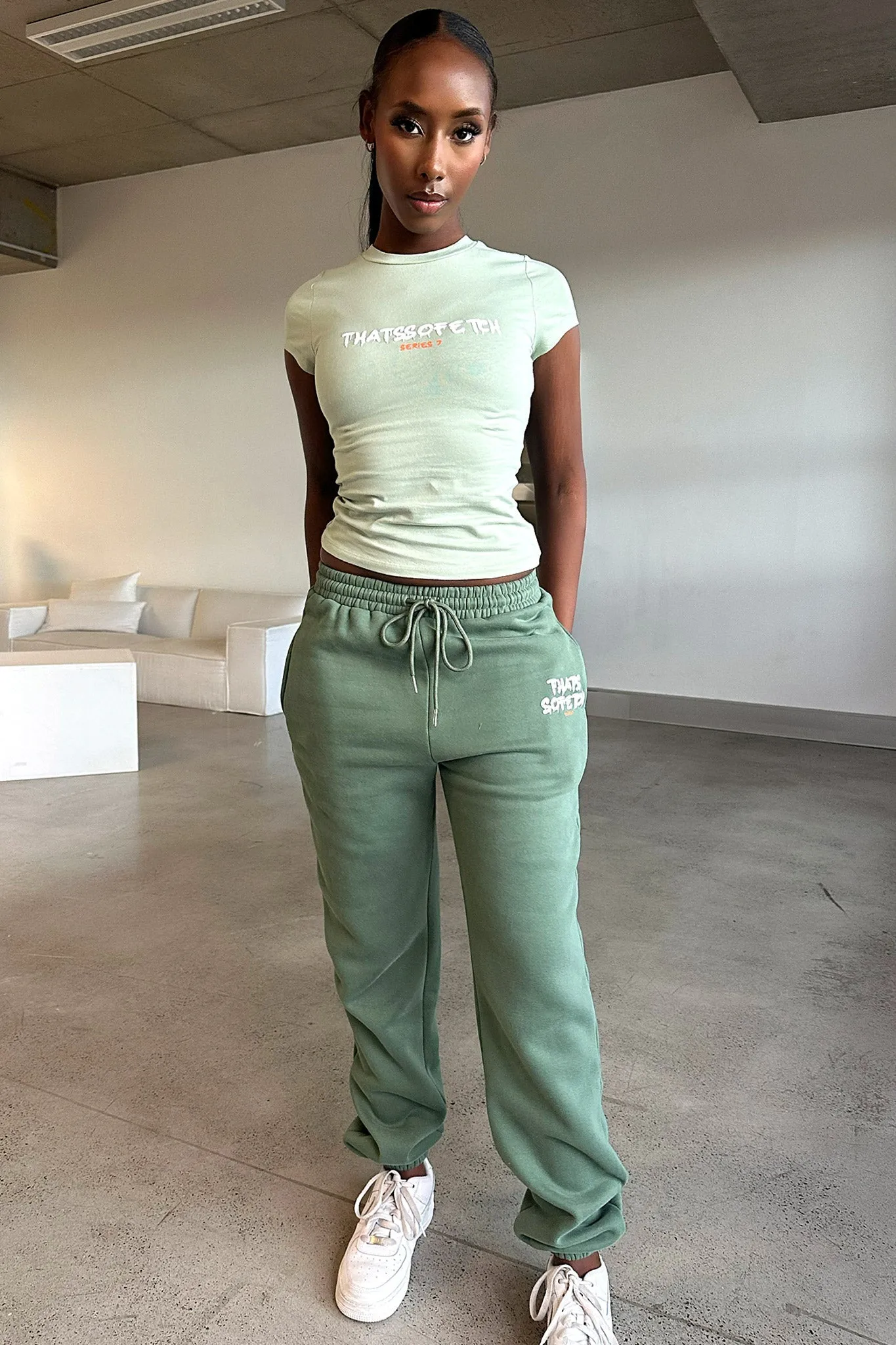 Series 7 Sweatpants - Green