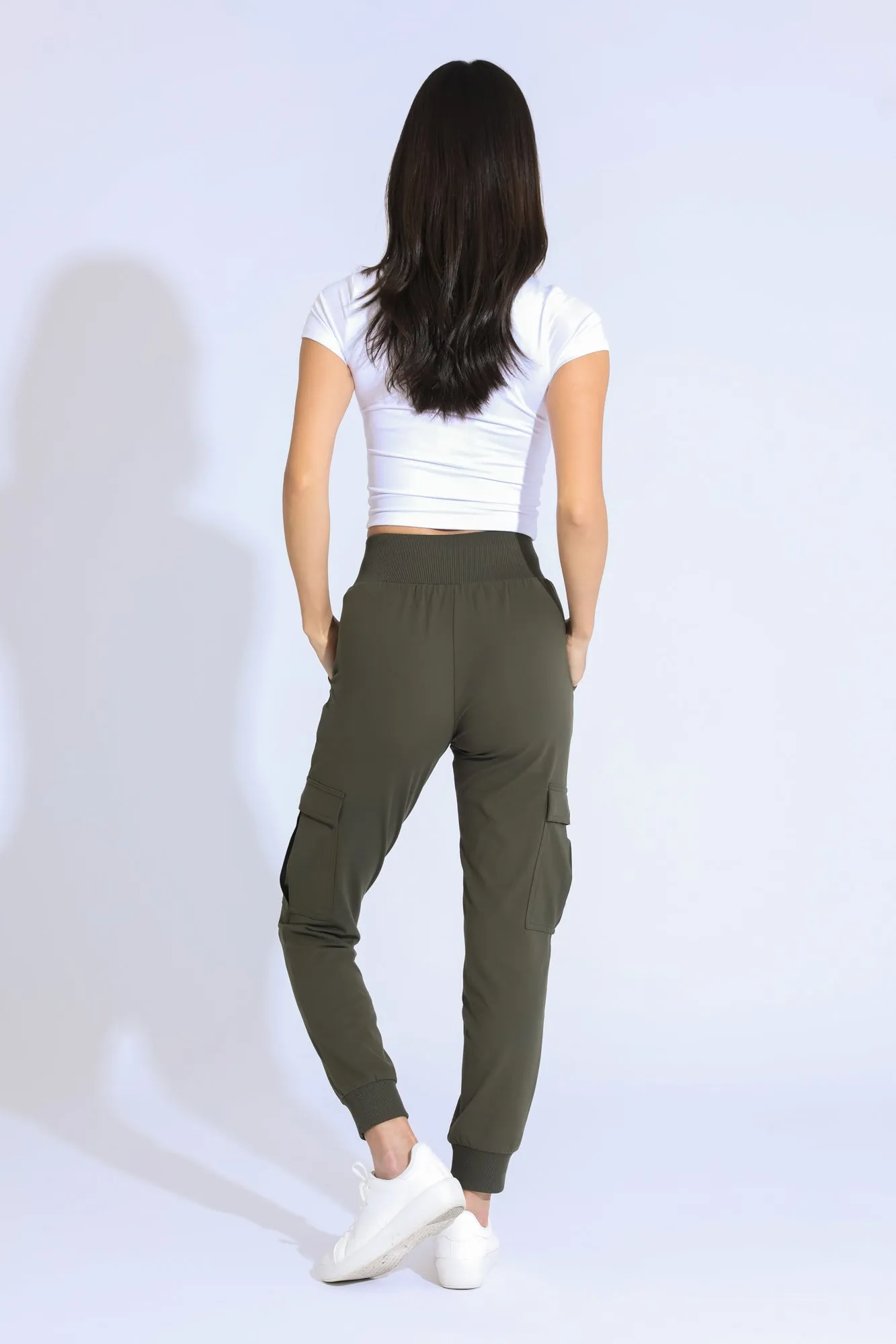 The Ribbed Waist Cargo Jogger - Olive