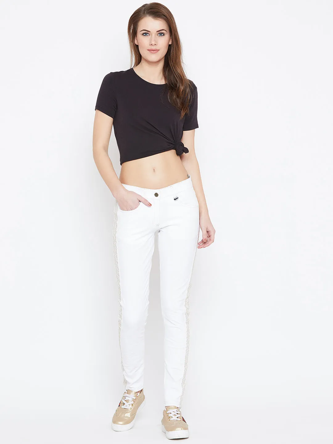 Women White Solid Skinny Fit Trouses