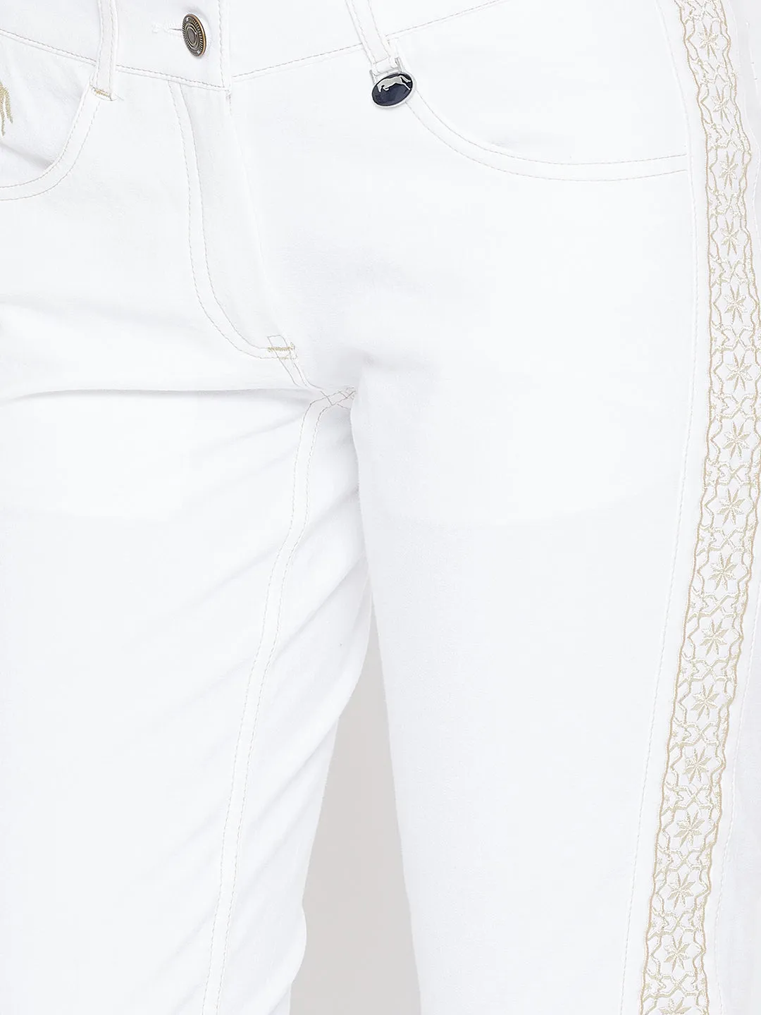 Women White Solid Skinny Fit Trouses